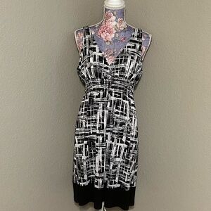 Elegant Black and White Patterned Dress